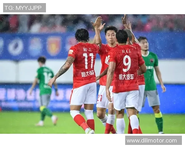 广州足球队个人能力排名创新高引发热议球迷期待新赛季表现